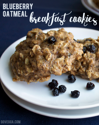 Blueberry oatmeal breakfast cookies // vegan //govegga.com